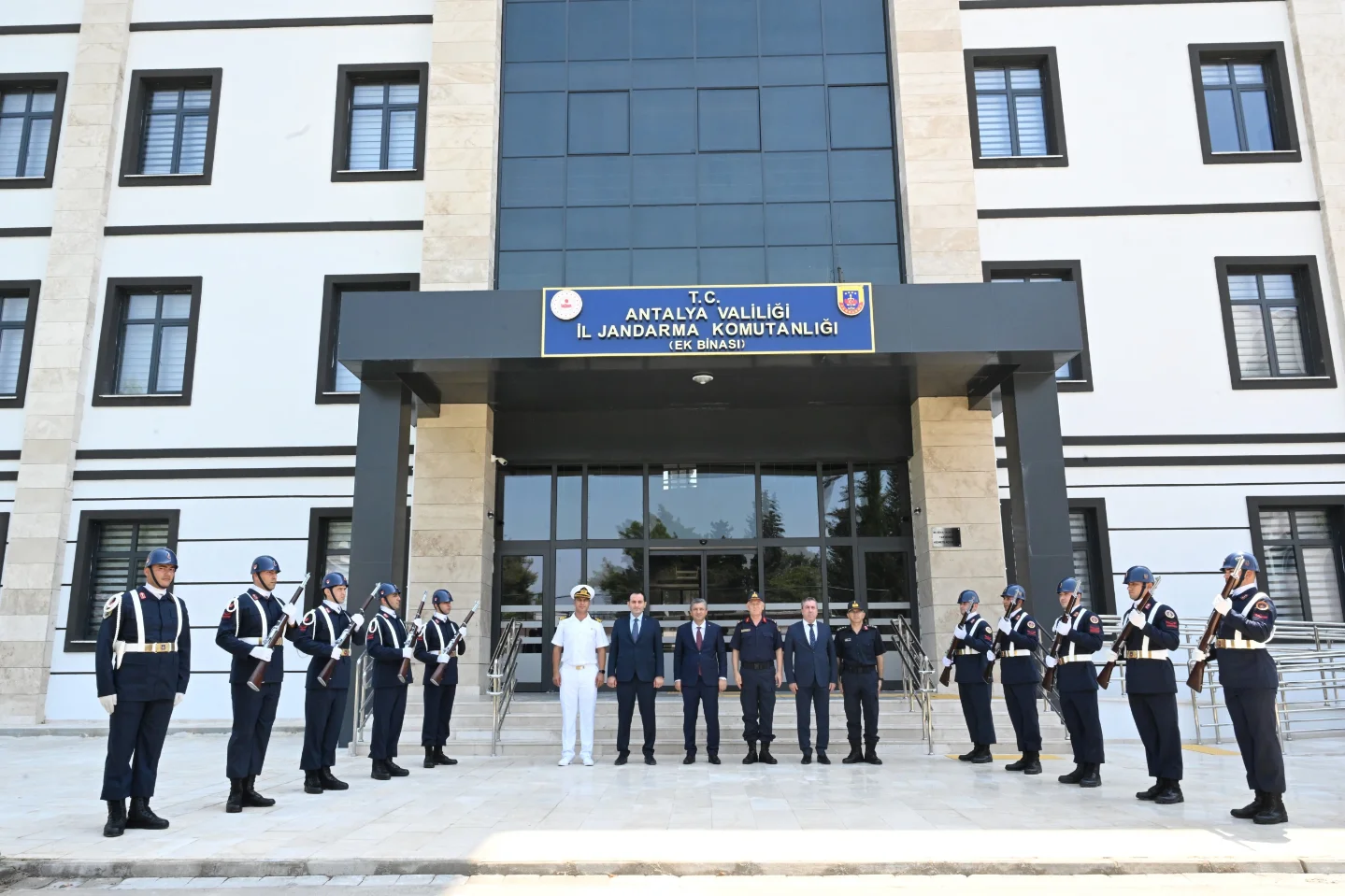 Antalya'da Yeni Jandarma Komutanlığı Hizmete Açıldı