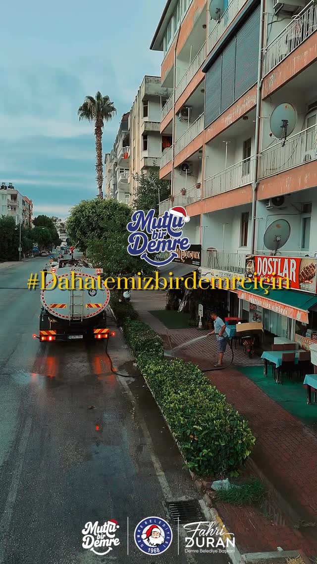 Demre'de Ertuğrul Günay Caddesi Tertemiz Hale Getirildi