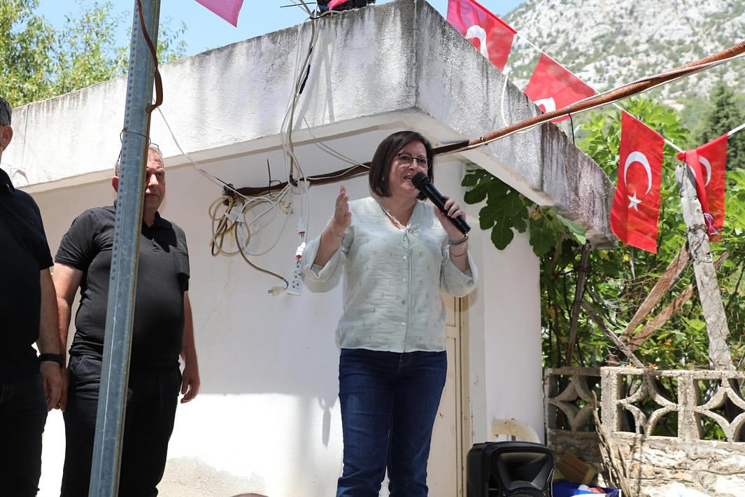 Antalya Akseki'de Badem Festivali Coşkusu: Geleneksel Mevlid Yemeği ile Dayanışma İfadesi