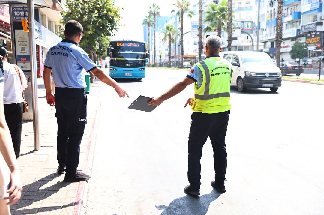 Antalya'da Toplu Taşıma ve Taksi Denetimleri Sıklaştırıldı
