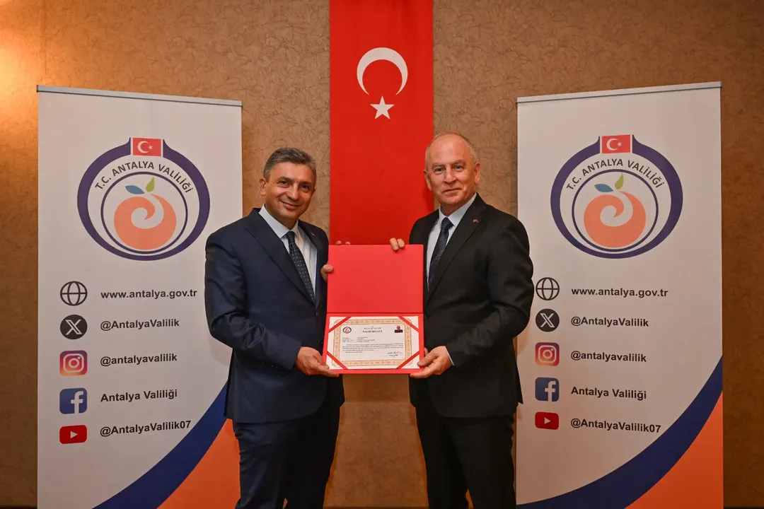 Tümgeneral Tarık Hekimoğlu Diyarbakır'a Veda Etti, Antalya'ya Teşekkürler