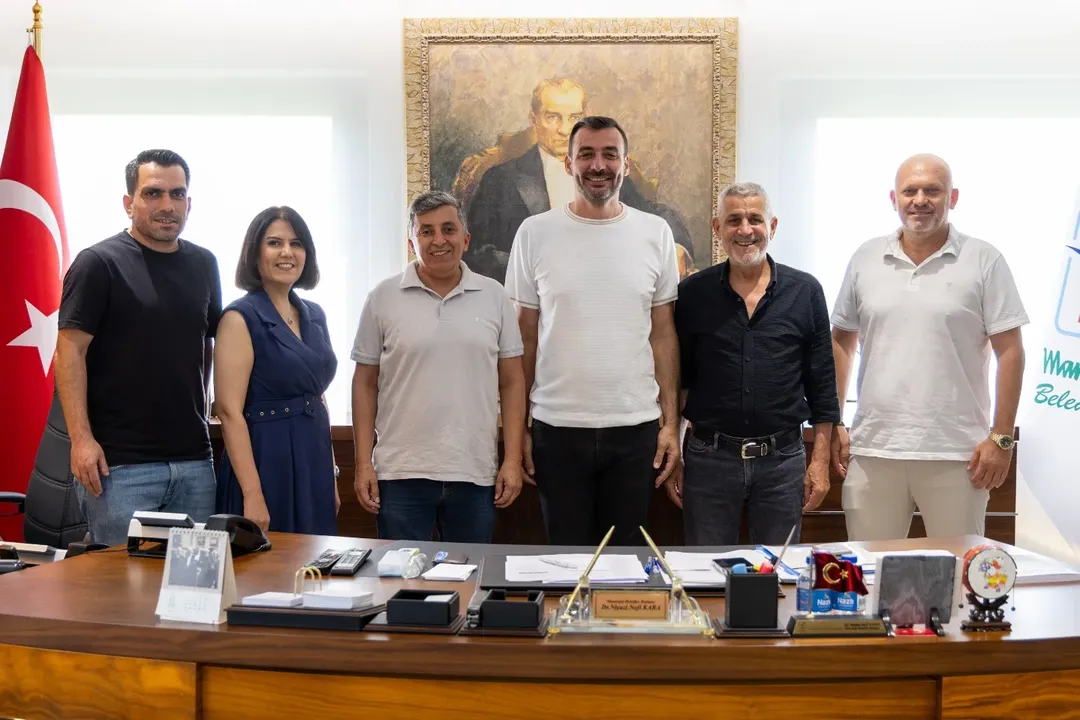 Manavgat'ta Kamu Kurumları, Meslek Odaları ve STK'lar Belediye Ziyareti Gerçekleştirdi