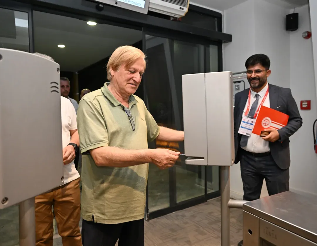 Antalya Stadında Taraftar Kart Uygulaması Başladı