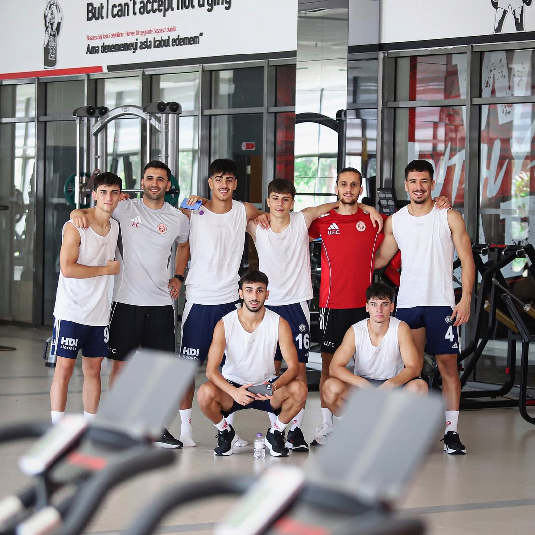 Antalyaspor Genç Futbolcuları Fitness Salonunda Yoğun Çalışmalar Yürüttü