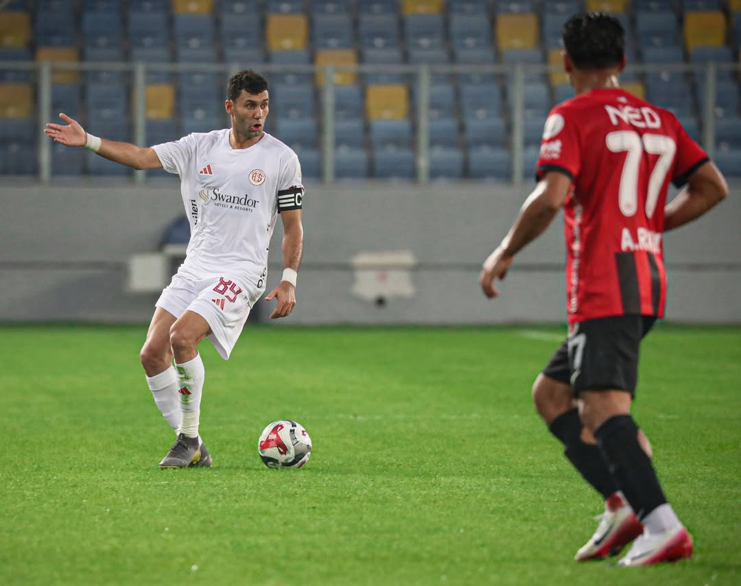 Antalya Spor FK Maçı Eşitlikle Devam Ediyor