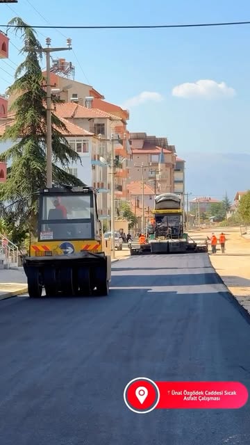 Elmalı'da Sıcak Asfalt Çalışmaları Başladı