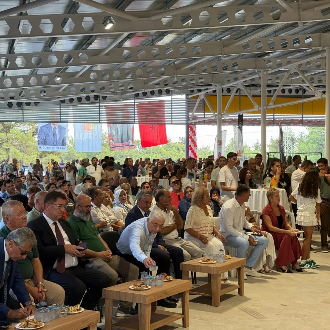 Tekirova'da Yeni Kapalı Pazaryeri Açıldı: Esnafa Bol Kazanç Getirmesi Umudu
