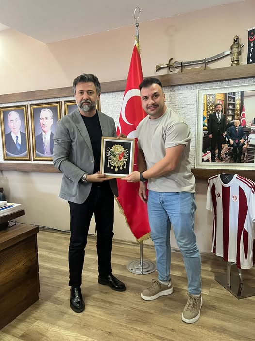 MHP Antalya İl Başkanı Güneş'i Ziyaret Eden Jandarma Komutanı Dursun'dan Başarı Dilekleri