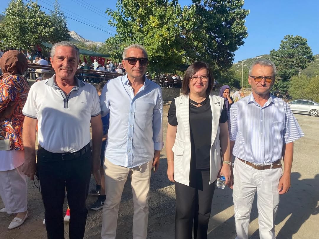 Antalya Akseki'de Süleymaniye Mahallesinde Tekke Yemeği Düzenlendi
