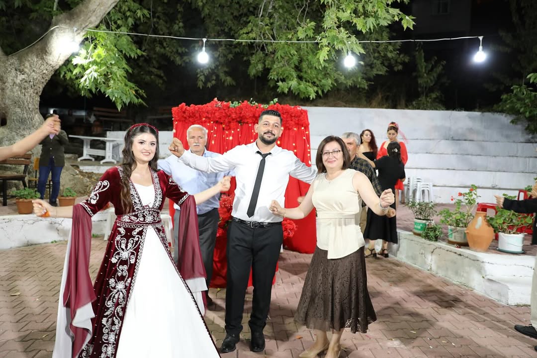 Antalya Akseki'de Genç Çiftin Kıma Gecesine Belediye Desteği