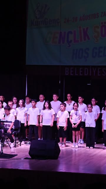 Antalya Kumluca'da Gençlik Şöleni ile 30 Ağustos Zafer Haftası Kutlandı