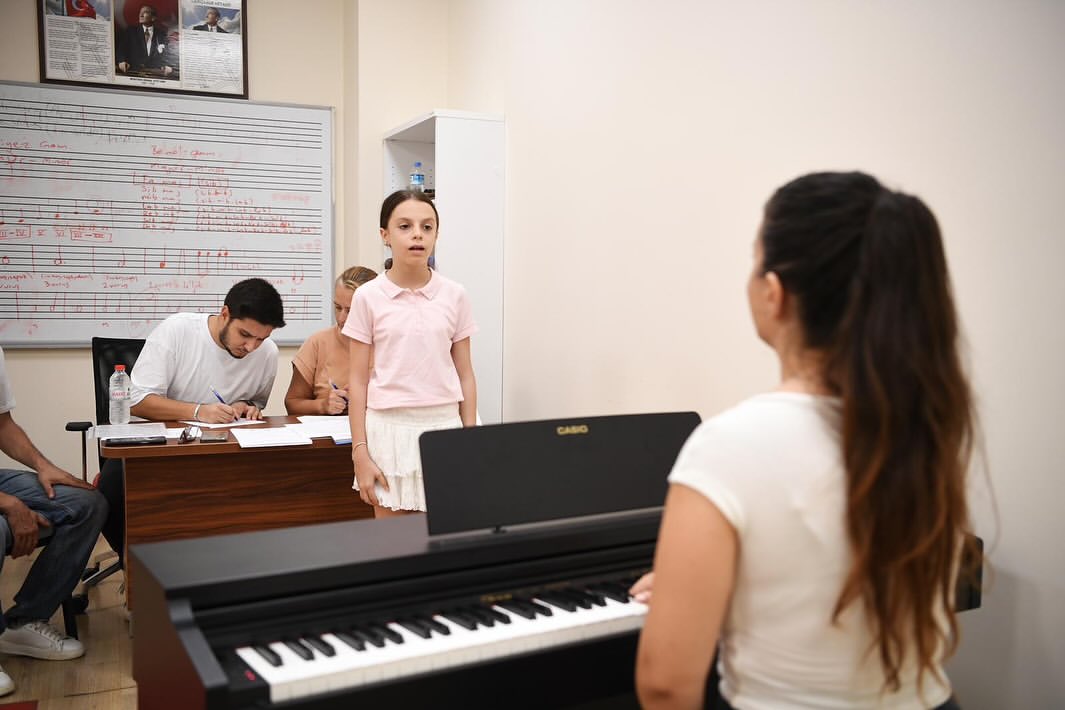 Konyaaltı Belediyesi Müzik Akademisi Yetenek Sınavları Gerçekleşti