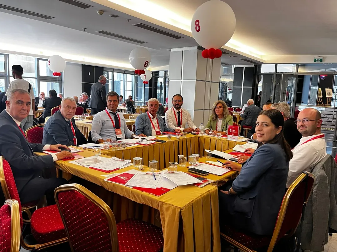 CHP Antalya'da Parti Programı Vizyon Çalışması Gerçekleştirildi