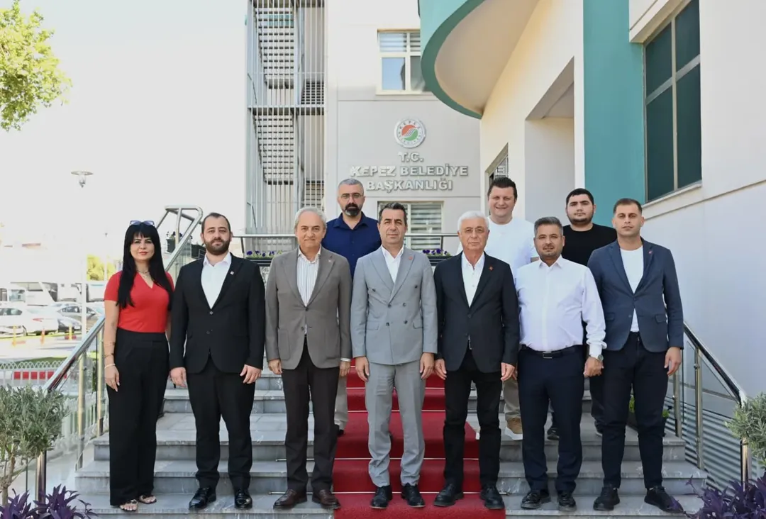 CHP Antalya İl Başkanlığı Kepez Belediye Başkanı'nı Ziyaret Etti