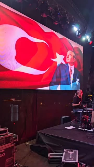 Antalya Muratpaşa Belediyesi'nde Yaşa Mustafa Kemal Paşa Marşı Coşkusu