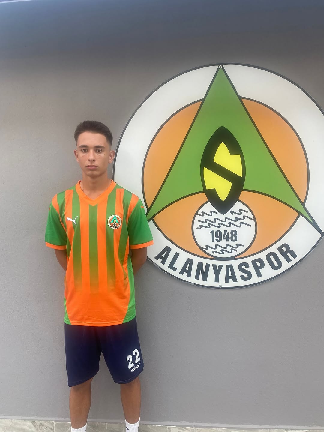Kemer Belediyespor'dan Alanyaspor'a Genç Yetenek Transferi: Furkan Özdoğan'ın Başarı Hikayesi