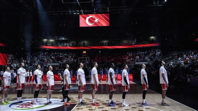 A Milli Erkek Basketbol Takımı'ndan Avrupa Şampiyonası'nda Final Performansı