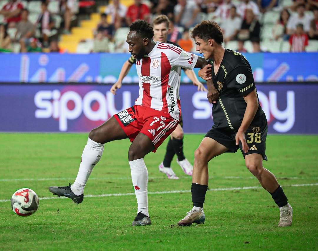Antalyaspor, Kayserispor Maçından Fotoğraflar Paylaştı
