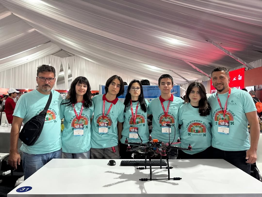 Antalya Kemer’den Teknofest’te Büyük Başarı: Öğrenciler İki Önemli Ödül Kazandı