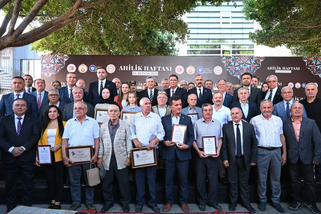 Antalya'da Ahilik Haftası Kutlandı: Esnafların Birlik ve Dayanışması Vurgulandı
