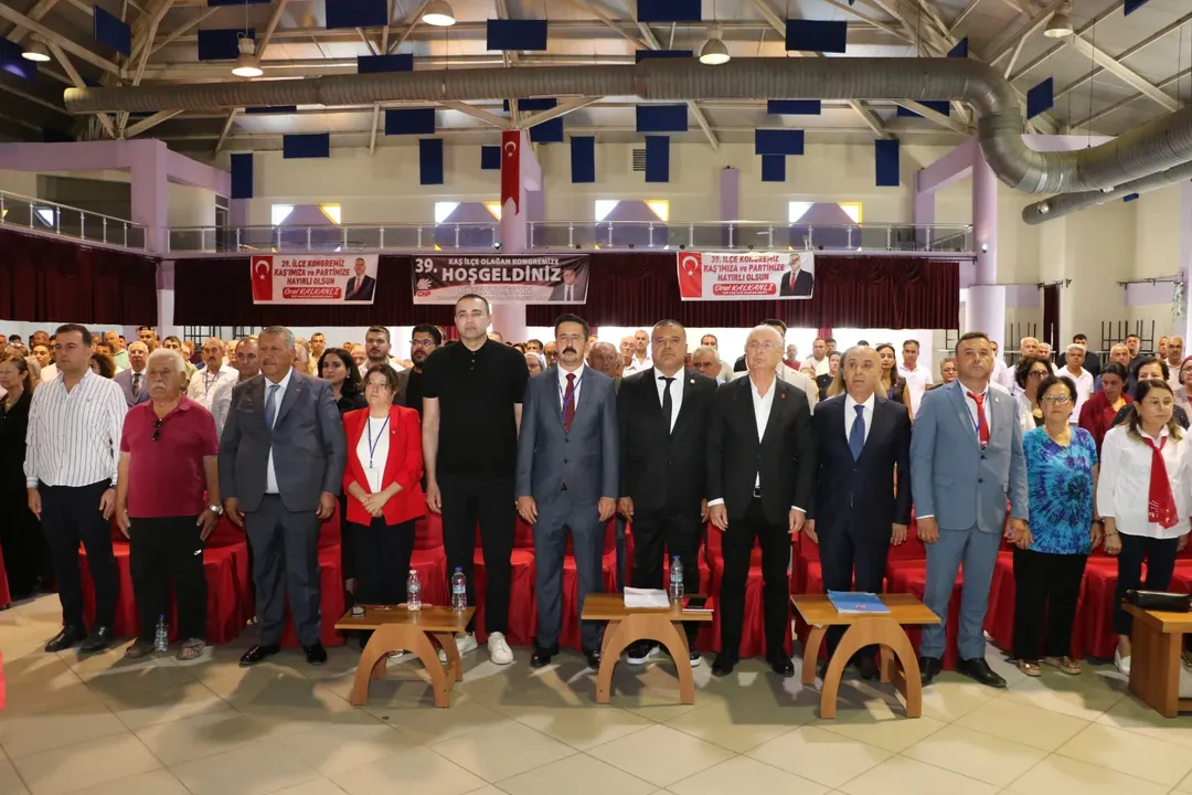 CHP Kaş İlçe Kongresi Yapıldı: Yeni Başkan Adayı Belli Oldu