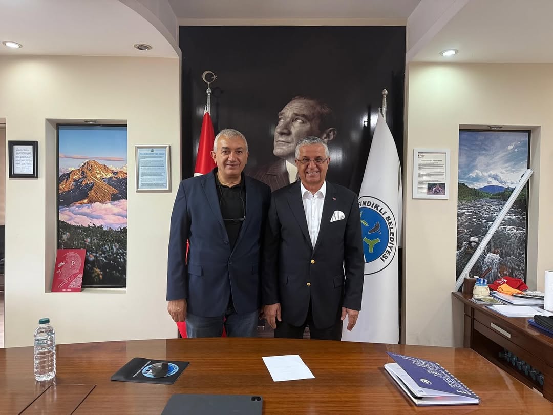 Kemer Belediye Başkanı Topaloğlu, Fındıklı Belediye Başkanı Çervatoğlu'nu Ziyaret Etti
