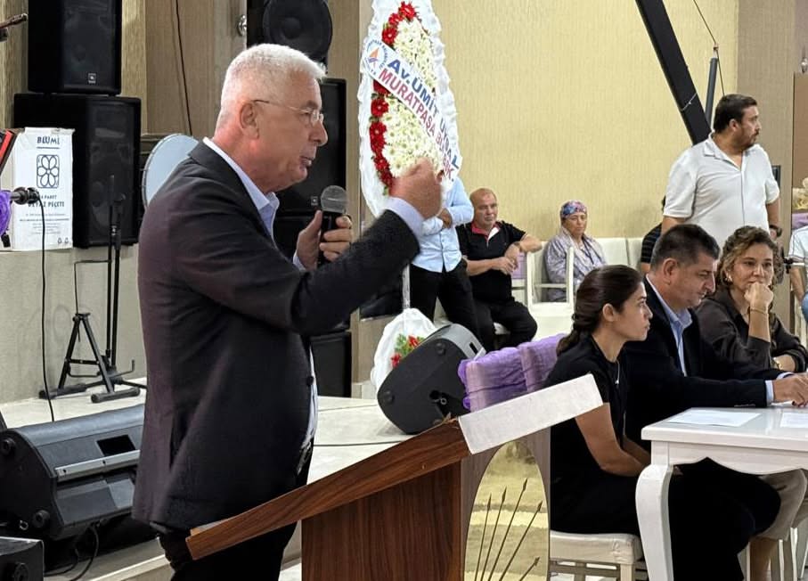 CHP Aksu İlçe Kongresi Yapıldı: Hamza Erdem Görevi Devraldı