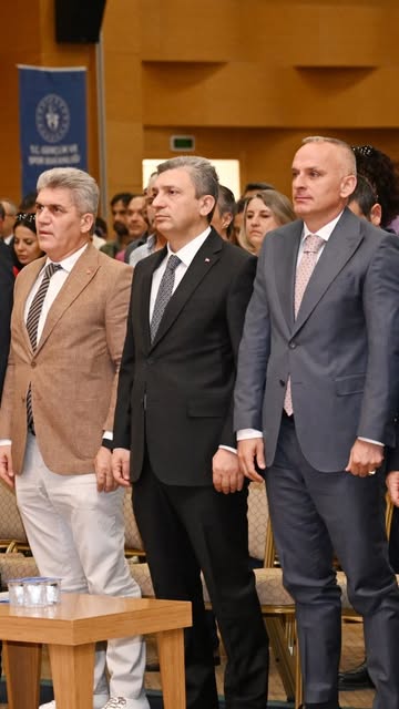 Antalya'da Okul Sporları Bilgilendirme Toplantısı Düzenlendi: Yeni Eğitim Dönemi Hedefleri Belirlendi