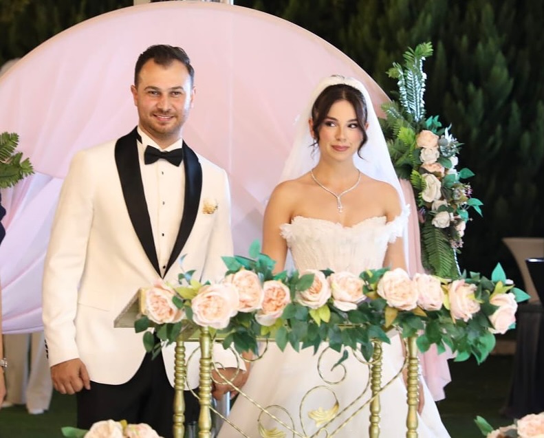 Antalya Büyükşehir Belediyesi Daire Başkanının Çocuklarının Düğünü