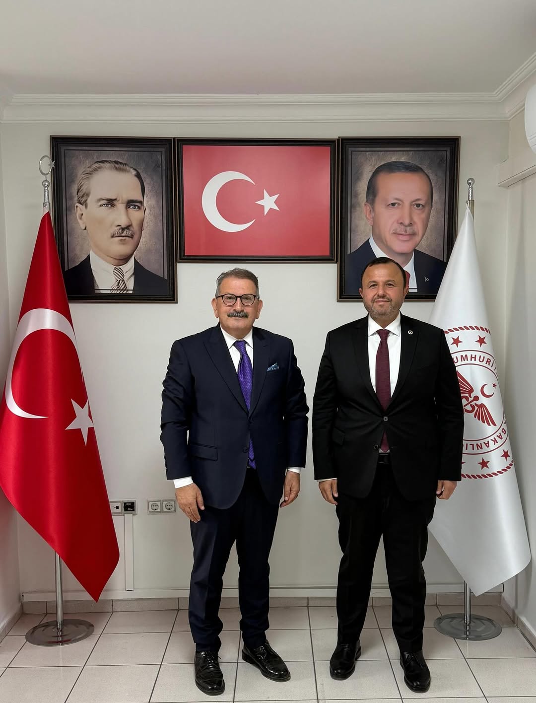 Antalya'da Sağlık Yatırımları Görüşüldü: Milletvekili Taş, İl Sağlık Müdürü Özkan'ı Ziyaret Etti