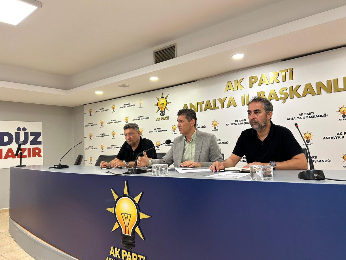 Antalya AK Parti İl Başkanı Ali Çetin Başkanlığında İl Yönetim Kurulu Toplantısı Gerçekleştirildi