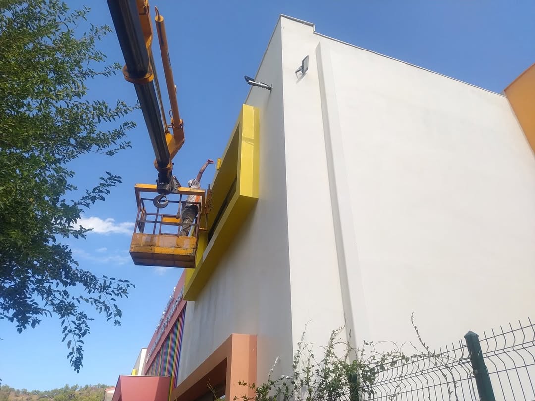 Kemer Belediyesi Kreşinde Yenileme Çalışması Başladı