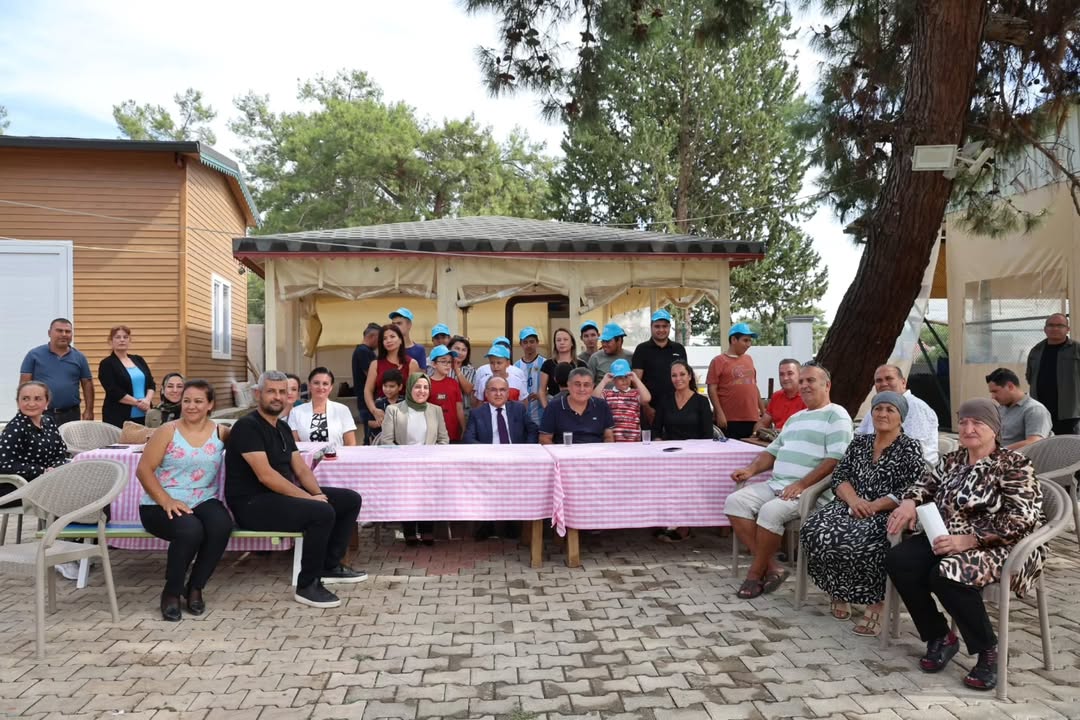 Antalya Aksu'da Otizmli Çocukların Eğitim Merkezine Destek Ziyareti