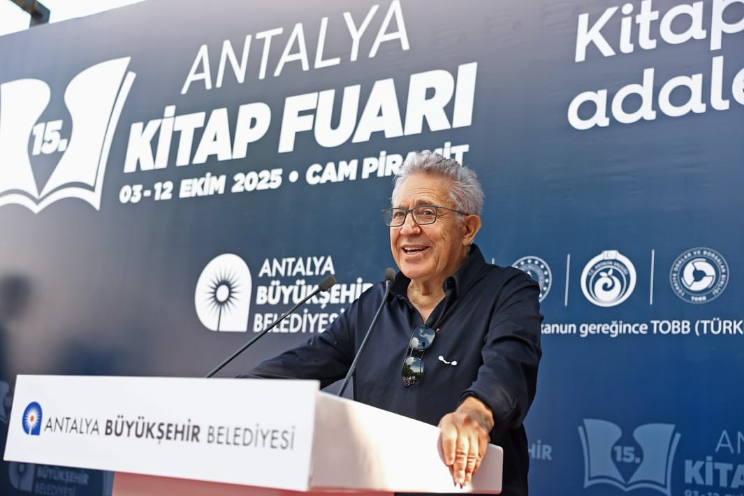 15. Antalya Kitap Fuarı, Zülfü Livaneli'nin Katılımıyla Açıldı