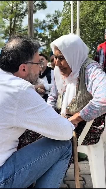 CHP'li Turhat ve Ekibi Serik'te Mahalle Ziyaretleri Gerçekleştirdi