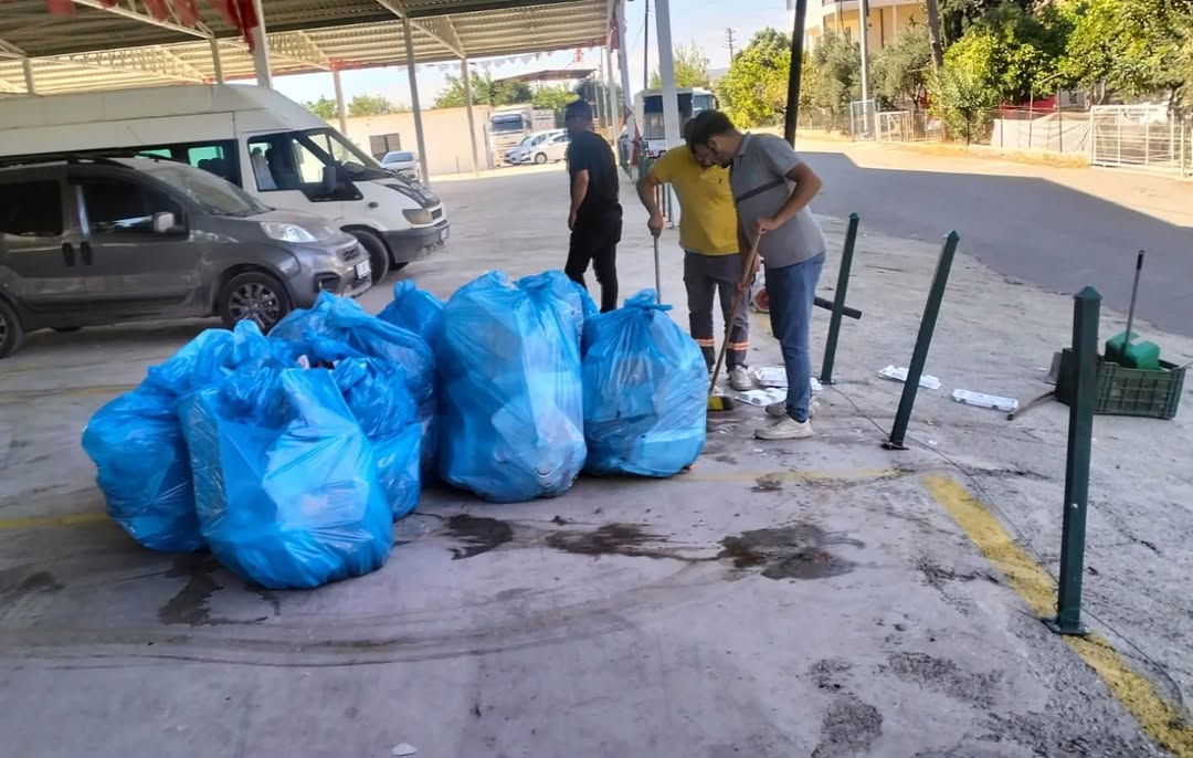 Aksu'da Temizlik Seferberliği: Pazar Alanları ve Parklar Yenileniyor