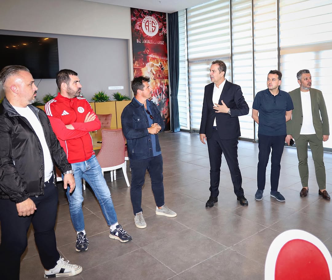 Emre Belözoğlu ile Antalya Spor FK Yollarını Ayırdı