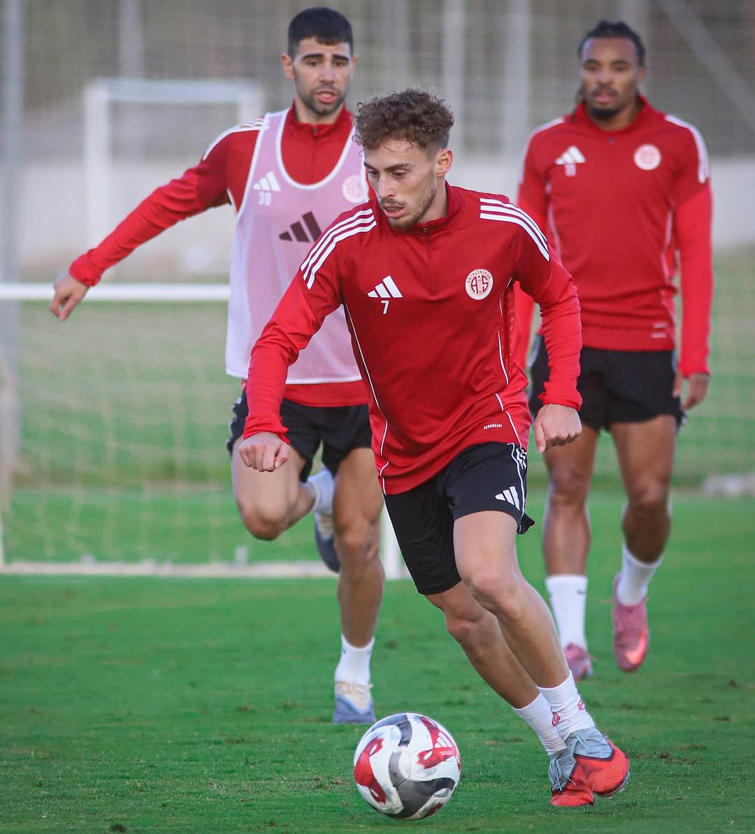 Antalya Spor FK, Çift Antrenmanla Sezon Hazırlıklarına Hız Verdi