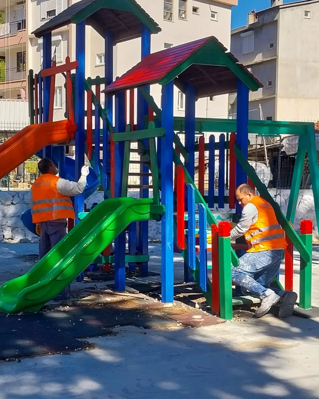 Manavgat'ta Park ve Bahçelerde Bakım ve Onarım Seferberliği