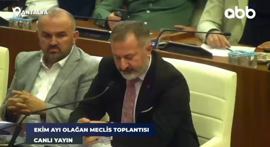 Antalya'da AK Parti İl Başkanlığı Hizmet ve Yatırımları Vurgulandı