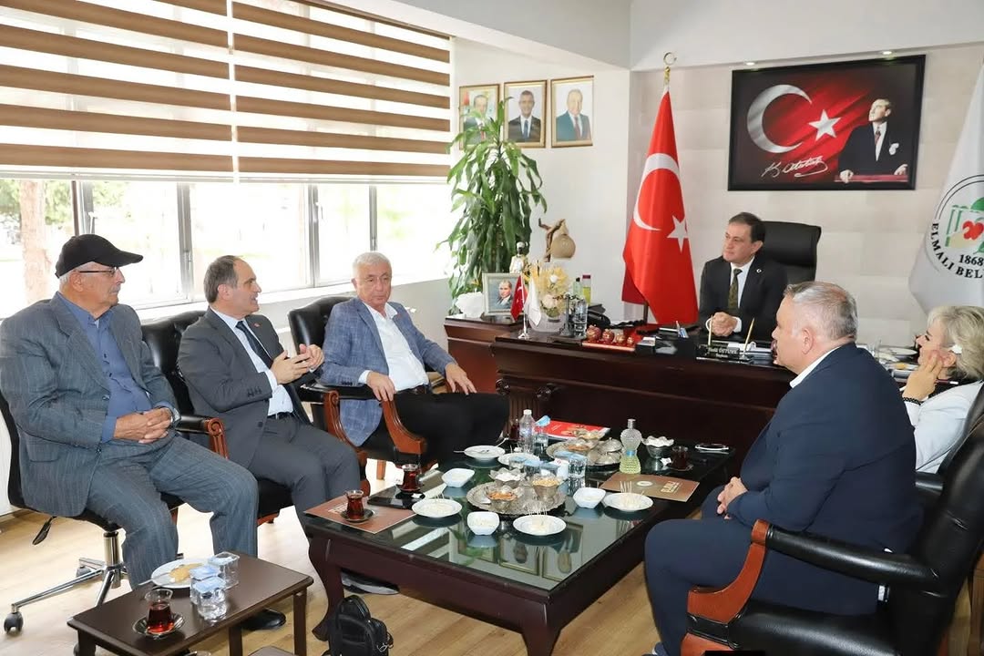CHP'li Heyet Elmalı'da İncelemelerde Bulundu