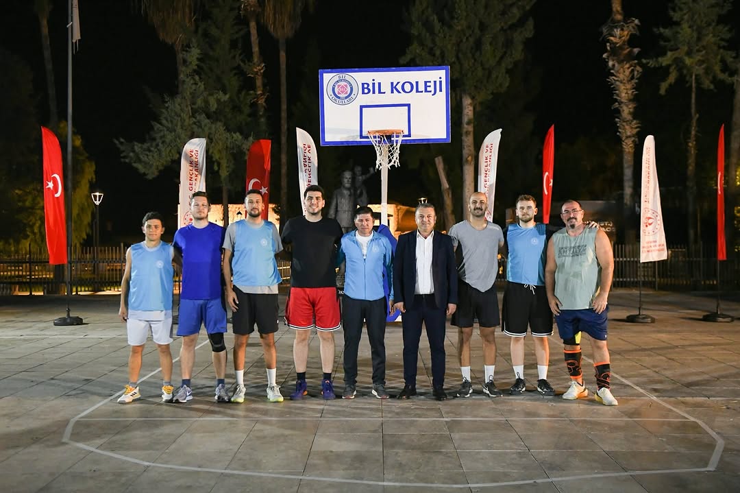 Demre'de 3x3 Sokak Basketbolu Turnuvası Coşkusu Başladı